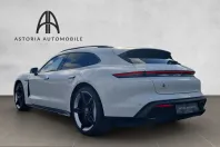 Porsche Taycan din 2022 cu 57.770 km - oferta POR211095 - foto 9
