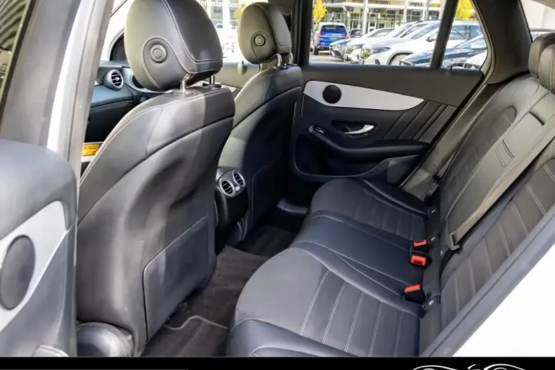 Mercedes-Benz GLC 300 (Clasa GLC) din 2021 cu 82.000 km - oferta MER211098 - foto 12