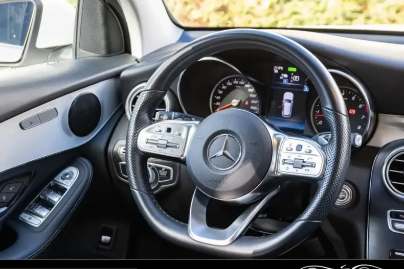 Mercedes-Benz GLC 300 (Clasa GLC) din 2021 cu 82.000 km - oferta MER211098 - foto 13