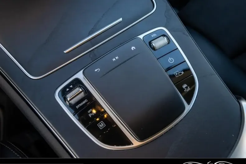 Mercedes-Benz GLC 300 (Clasa GLC) din 2021 cu 82.000 km - oferta MER211098 - foto 17