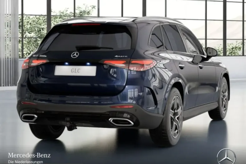 Mercedes-Benz GLC 300 (Clasa GLC) din 2023 cu 55.810 km - oferta MER211108 - foto 3