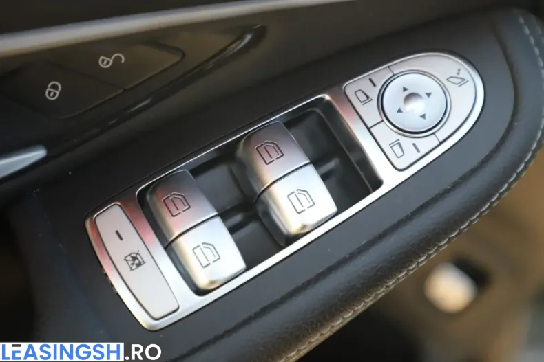 Mercedes-Benz GLC 300 (Clasa GLC) din 2021 cu 55.555 km - oferta MER211109 - foto 37