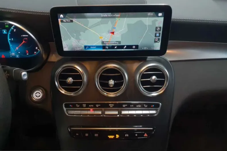 Mercedes-Benz GLC 300 (Clasa GLC) din 2022 cu 37.284 km - oferta MER211112 - foto 6