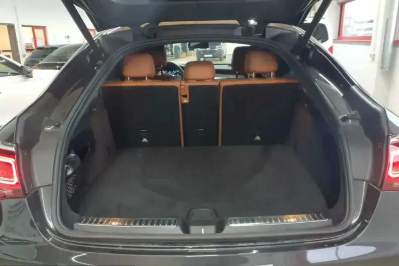Mercedes-Benz GLC 300 (Clasa GLC) din 2022 cu 37.284 km - oferta MER211112 - foto 10