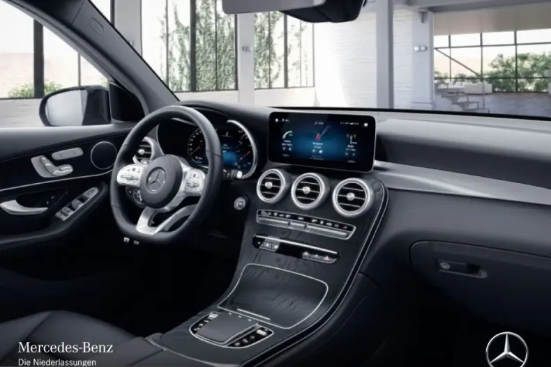 Mercedes-Benz GLC 300 (Clasa GLC) din 2021 cu 45.295 km - oferta MER211114 - foto 9