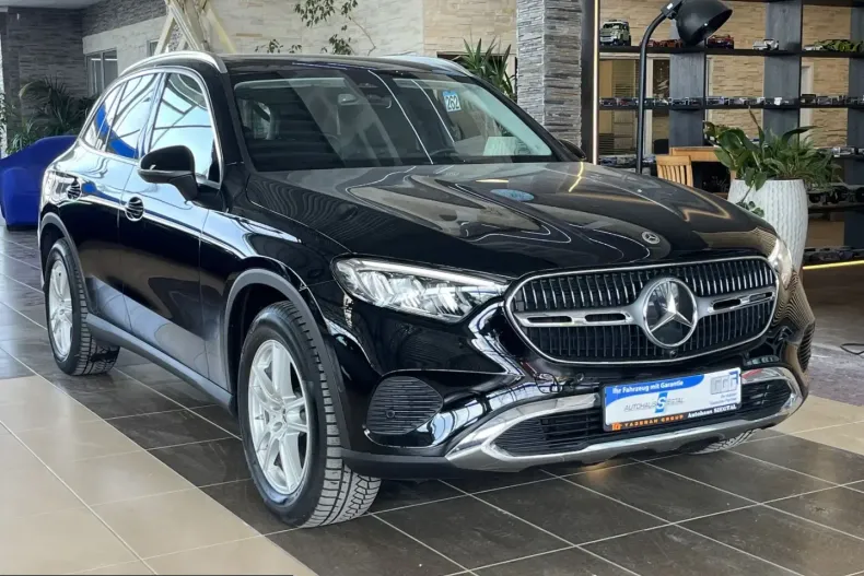 Mercedes-Benz GLC 200 (Clasa GLC) din 2024 cu 33.788 km - oferta MER211115 - foto 1