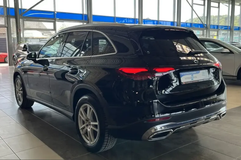 Mercedes-Benz GLC 200 (Clasa GLC) din 2024 cu 33.788 km - oferta MER211115 - foto 4