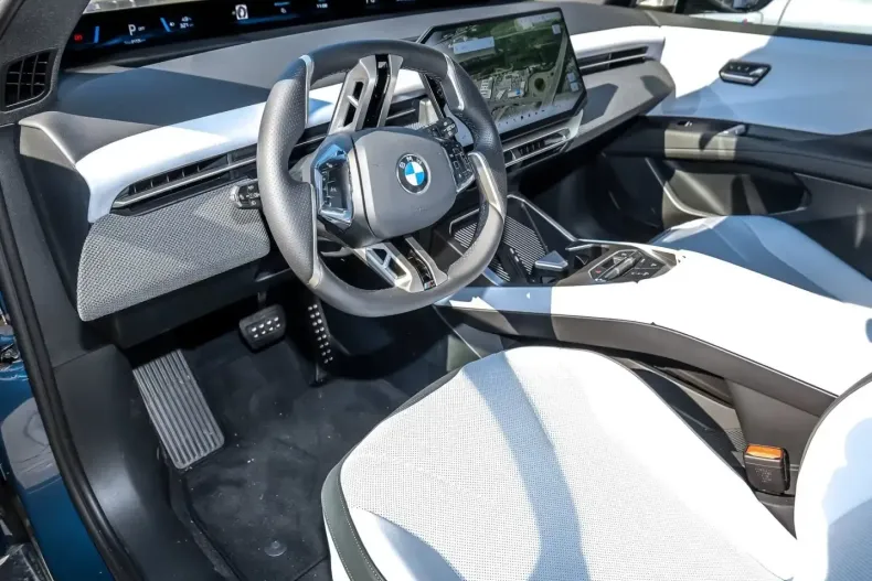 BMW iX3 (Seria X) din 2026 cu 9.900 km - oferta BMW211119 - foto 9