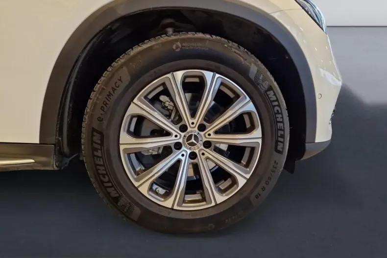 Mercedes-Benz GLC 220 (Clasa GLC) din 2024 cu 13.520 km - oferta MER211121 - foto 5