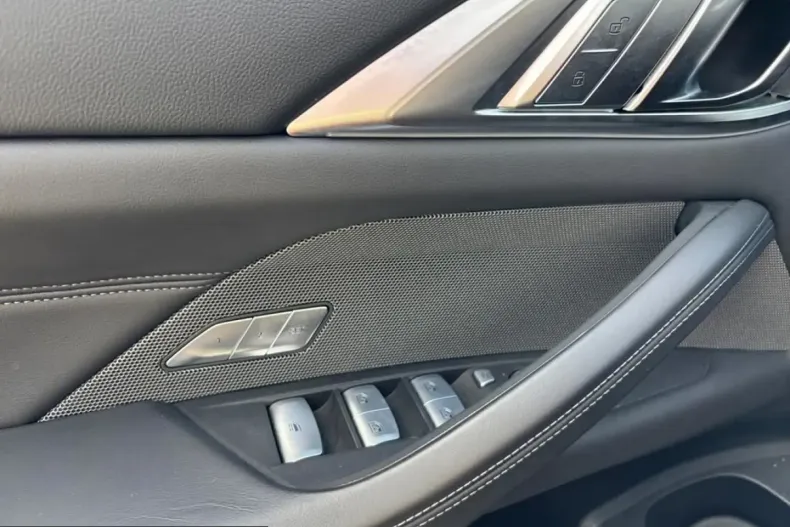 BMW M4 (Seria 4) din 2025 cu 17.600 km - oferta BMW211128 - foto 23