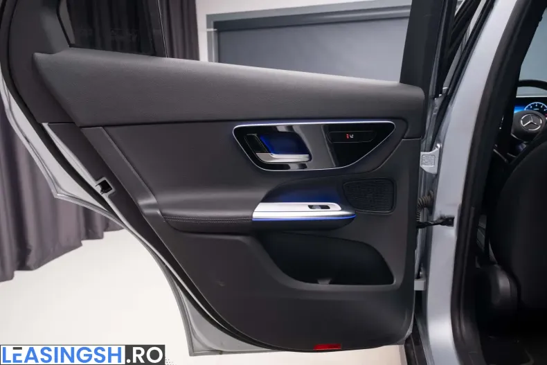 Mercedes-Benz GLC 200 (Clasa GLC) din 2024 cu 83.900 km - oferta MER211133 - foto 35