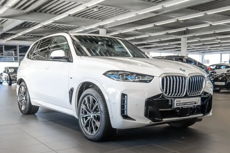 BMW X5 (Seria X) din 2025 cu 27.807 km - oferta BMW211135 - foto 1