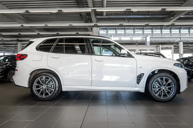 BMW X5 (Seria X) din 2025 cu 27.807 km - oferta BMW211135 - foto 9