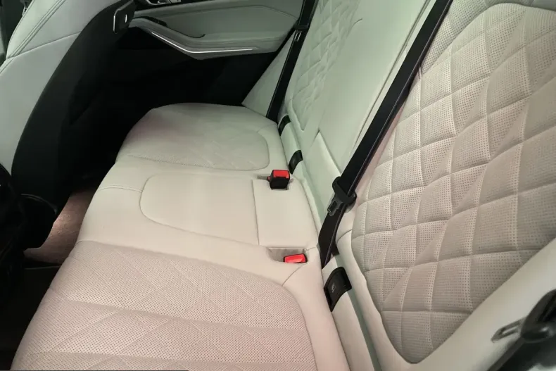 BMW X5 (Seria X) din 2025 cu 24.355 km - oferta BMW211144 - foto 9