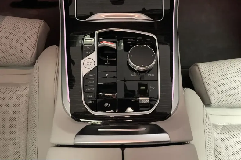 BMW X5 (Seria X) din 2025 cu 24.355 km - oferta BMW211144 - foto 13
