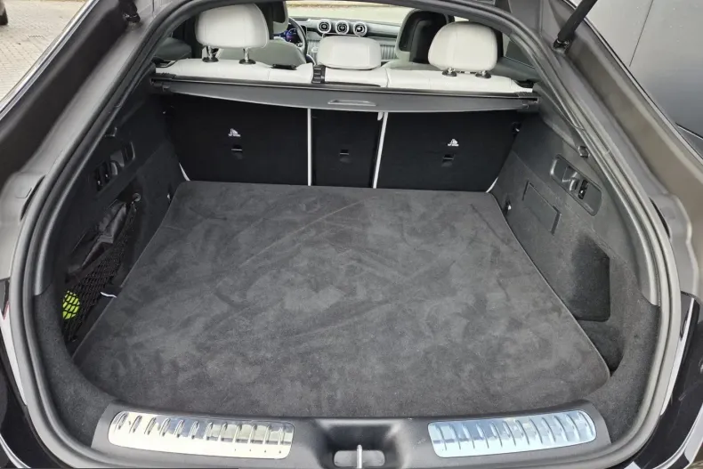Mercedes-Benz GLC 300 (Clasa GLC) din 2024 cu 17.719 km - oferta MER211155 - foto 8