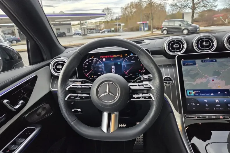 Mercedes-Benz GLC 300 (Clasa GLC) din 2024 cu 17.719 km - oferta MER211155 - foto 13
