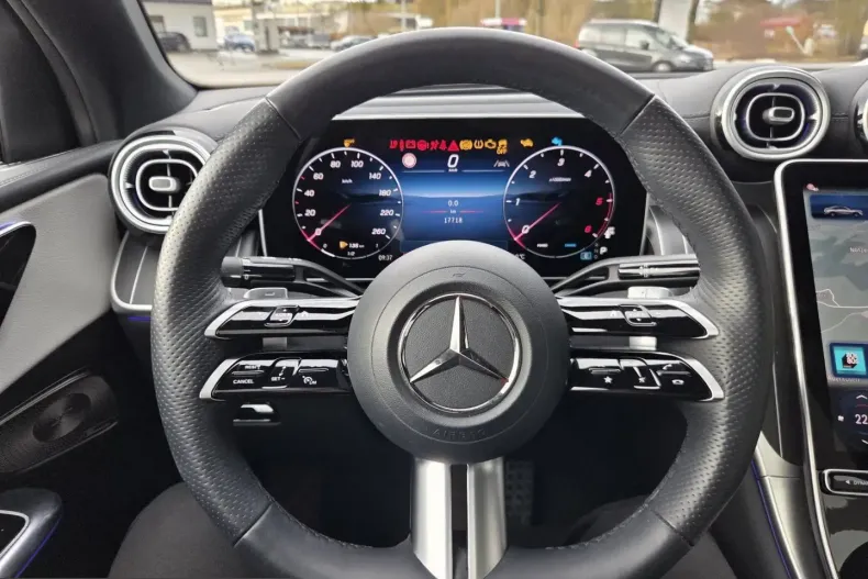 Mercedes-Benz GLC 300 (Clasa GLC) din 2024 cu 17.719 km - oferta MER211155 - foto 18