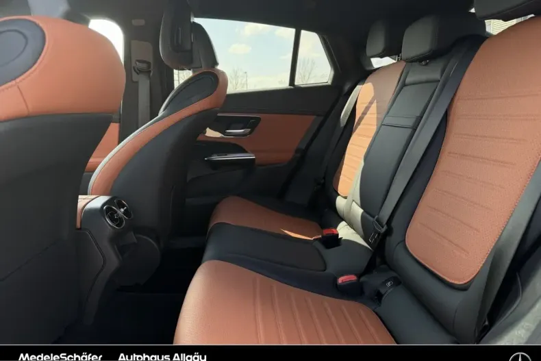 Mercedes-Benz GLC 200 (Clasa GLC) din 2025 cu 15.784 km - oferta MER211157 - foto 10