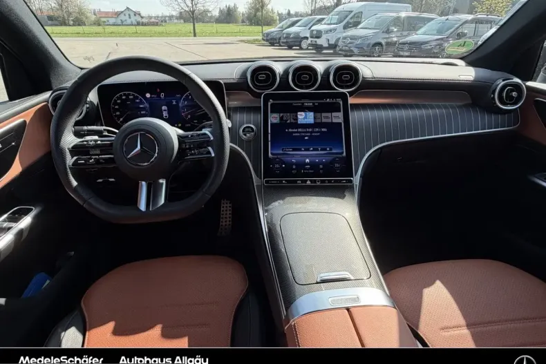 Mercedes-Benz GLC 200 (Clasa GLC) din 2025 cu 15.784 km - oferta MER211157 - foto 12