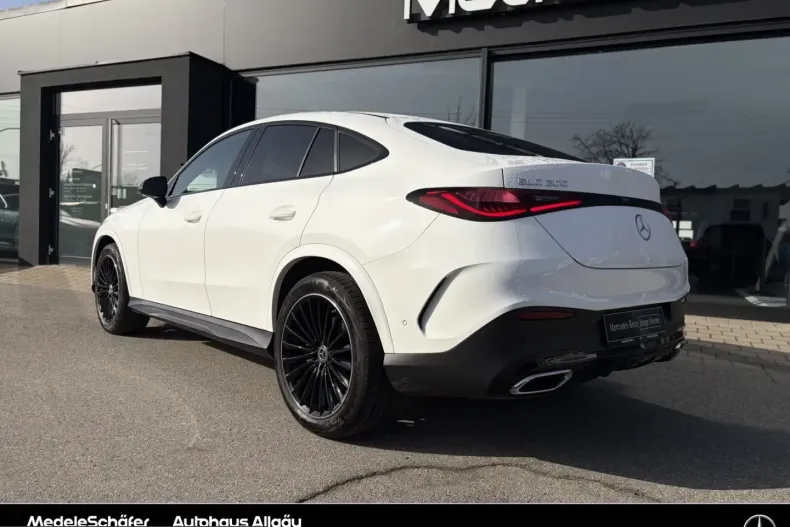 Mercedes-Benz GLC 200 (Clasa GLC) din 2025 cu 16.052 km - oferta MER211158 - foto 3