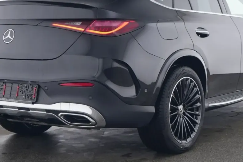 Mercedes-Benz GLC 300 (Clasa GLC) din 2025 cu 10.410 km - oferta MER211163 - foto 3