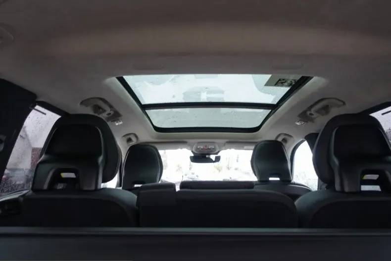 Volvo XC90 din 2025 cu 18.990 km - oferta VOL211174 - foto 17