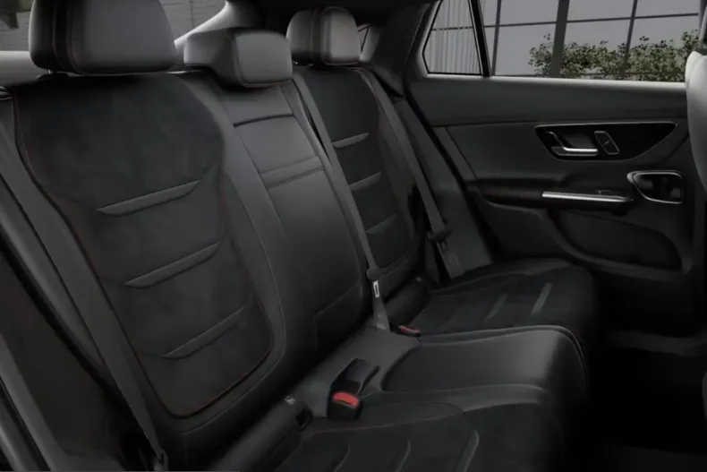 Mercedes-Benz GLC 43 AMG (Clasa GLC) din 2026 cu 9.990 km - oferta MER211180 - foto 13