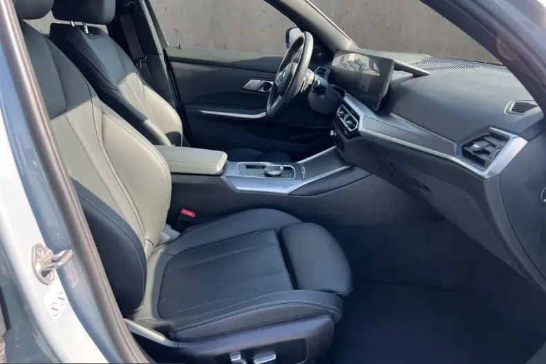 BMW 330 (Seria 3) din 2023 cu 50.528 km - oferta BMW211185 - foto 20