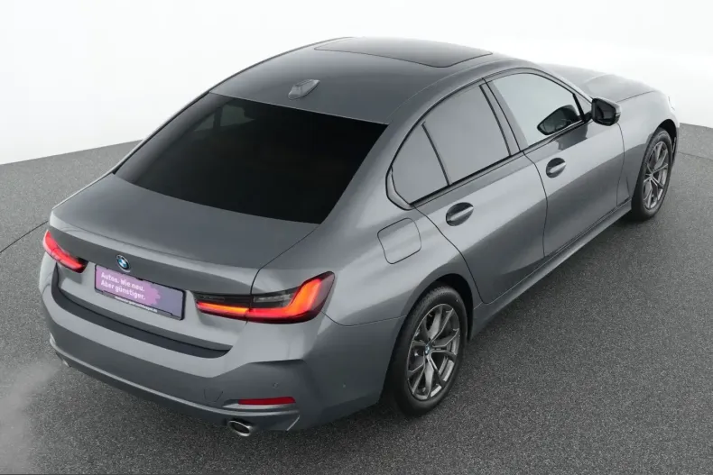 BMW 330 (Seria 3) din 2023 cu 59.357 km - oferta BMW211186 - foto 10