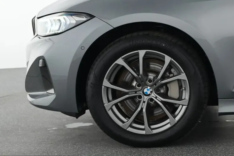 BMW 330 (Seria 3) din 2023 cu 59.357 km - oferta BMW211186 - foto 12