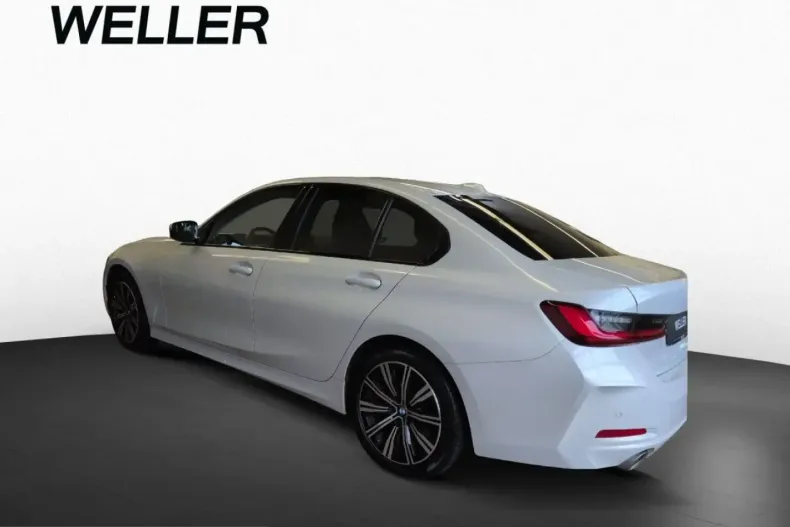 BMW 320 (Seria 3) din 2022 cu 44.946 km - oferta BMW211191 - foto 4