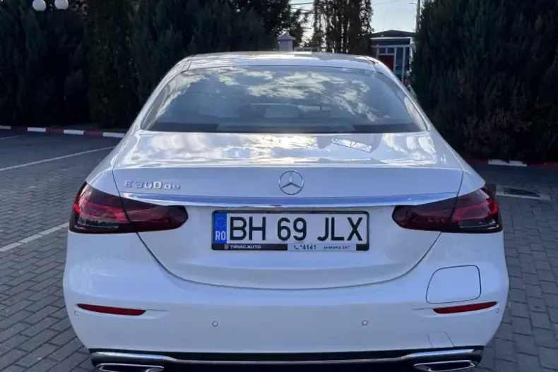 Mercedes-Benz E 300 (Clasa E) din 2021 cu 102.000 km - oferta MER211198 - foto 2