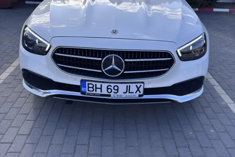 Mercedes-Benz E 300 (Clasa E) din 2021 cu 102.000 km - oferta MER211198 - foto 3