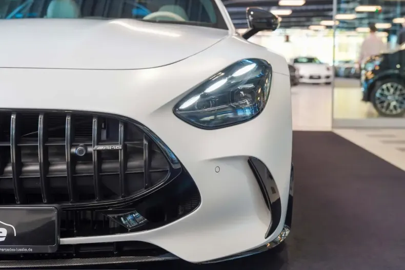 Mercedes-Benz AMG GT (Clasa GT) din 2025 cu 24.102 km - oferta MER211200 - foto 8
