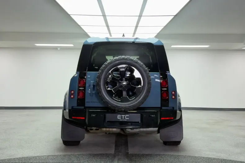 Land Rover Defender din 2024 cu 18.340 km - oferta LAN211204 - foto 6