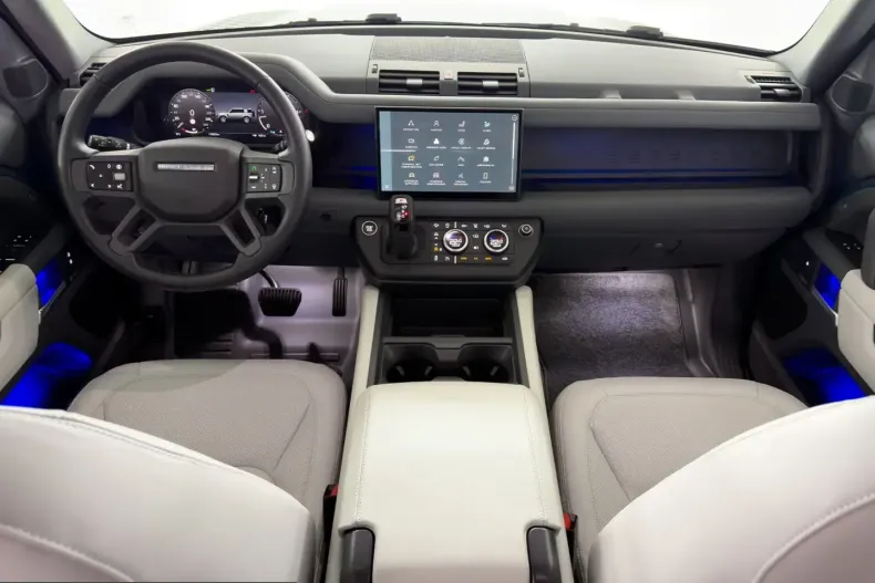 Land Rover Defender din 2024 cu 18.340 km - oferta LAN211204 - foto 24