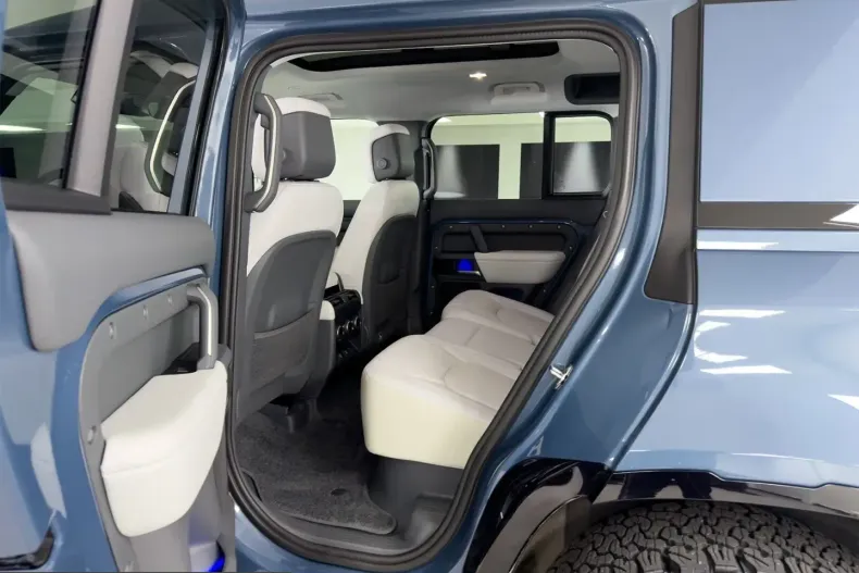 Land Rover Defender din 2024 cu 18.340 km - oferta LAN211204 - foto 30