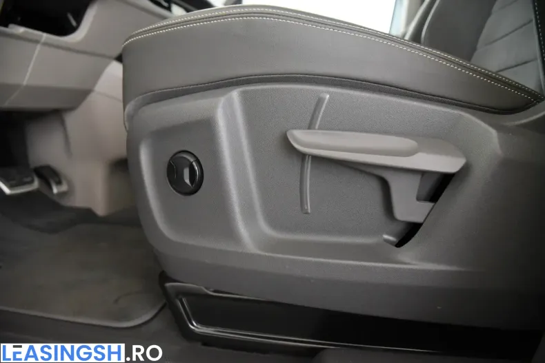 Volkswagen T7 Multivan din 2024 cu 35.500 km - oferta VOL211208 - foto 18