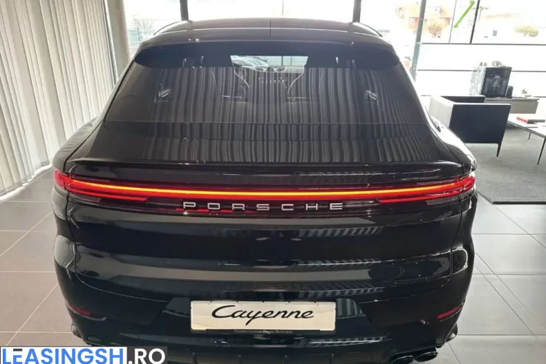 Porsche Cayenne din 2025 cu 15.500 km - oferta POR211210 - foto 5