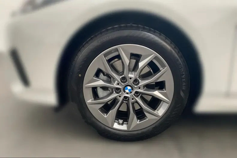 BMW 120i (Seria 1) din 2025 cu 8.400 km - oferta BMW211218 - foto 6