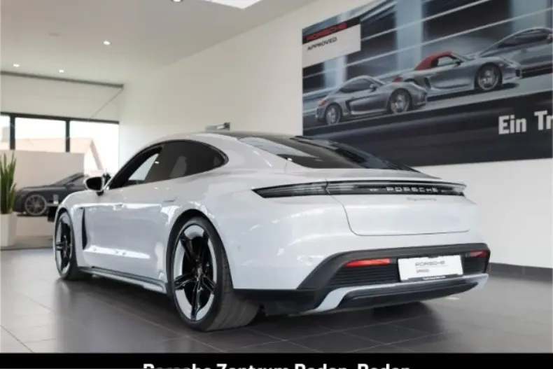 Porsche Taycan din 2024 cu 29.200 km - oferta POR211219 - foto 4