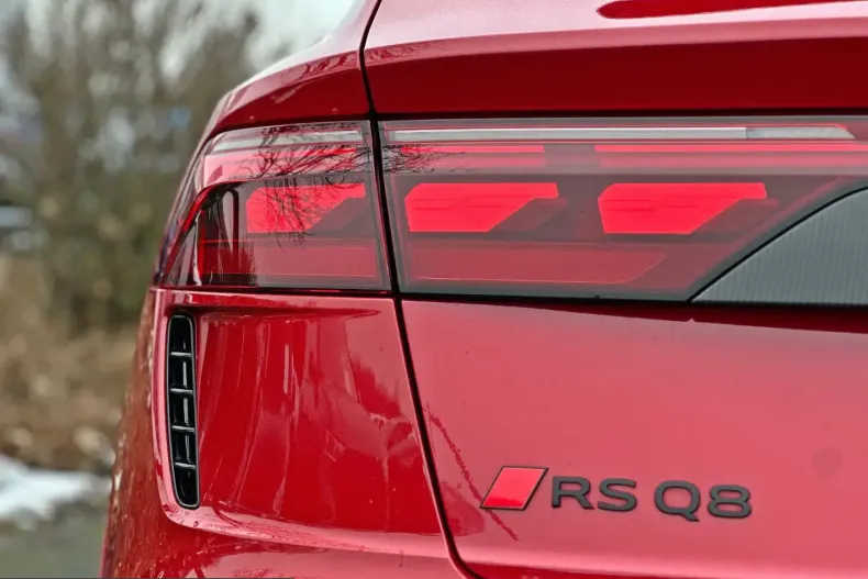 Audi RSQ8 din 2024 cu 10.590 km - oferta AUD211220 - foto 31