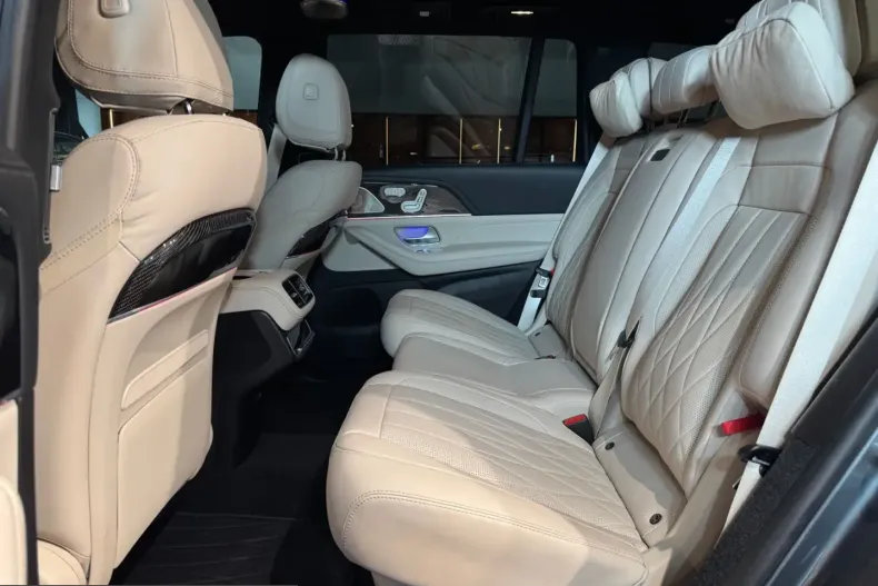 Mercedes-Benz GLS 63 (Clasa GLS) din 2024 cu 21.555 km - oferta MER211228 - foto 16