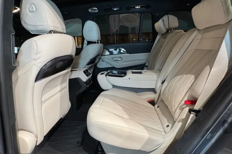 Mercedes-Benz GLS 63 (Clasa GLS) din 2024 cu 21.555 km - oferta MER211228 - foto 18