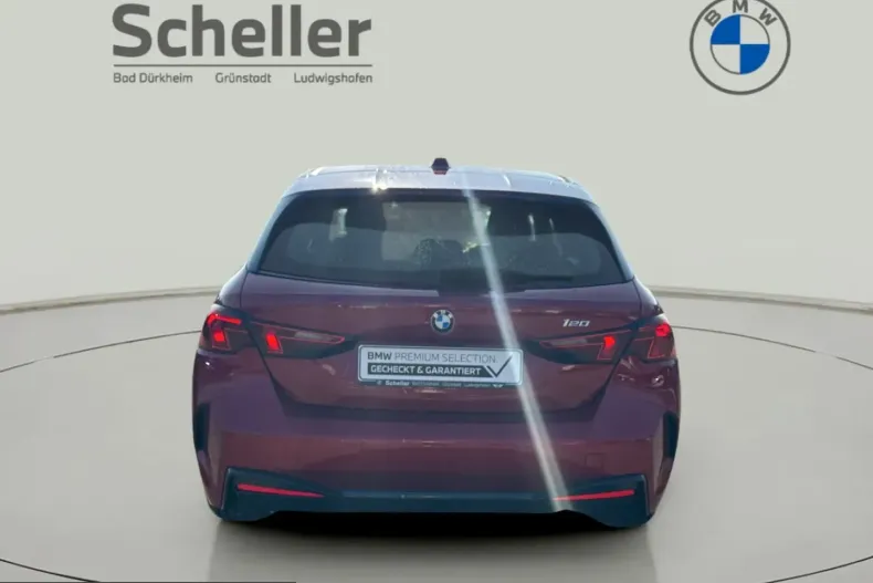 BMW 120i (Seria 1) din 2025 cu 19.641 km - oferta BMW211229 - foto 5