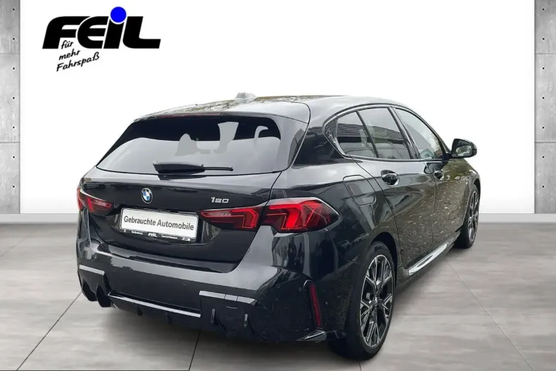 BMW 120i (Seria 1) din 2024 cu 18.800 km - oferta BMW211230 - foto 5