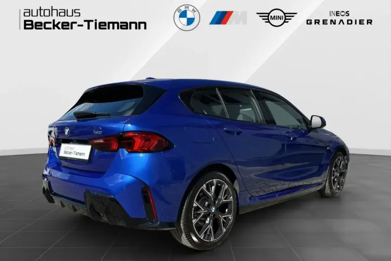 BMW 120i (Seria 1) din 2025 cu 3.872 km - oferta BMW211234 - foto 7