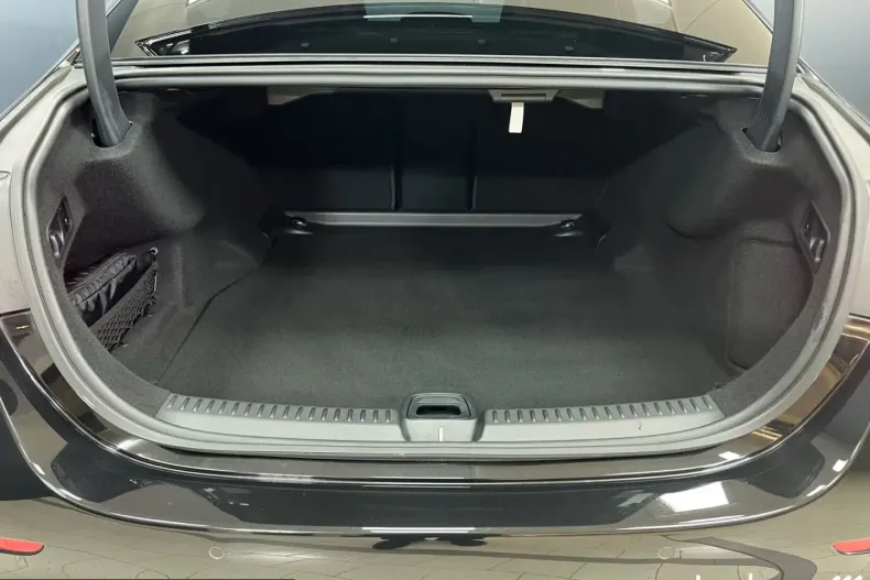 Mercedes-Benz E 450 (Clasa E) din 2023 cu 18.654 km - oferta MER211235 - foto 9