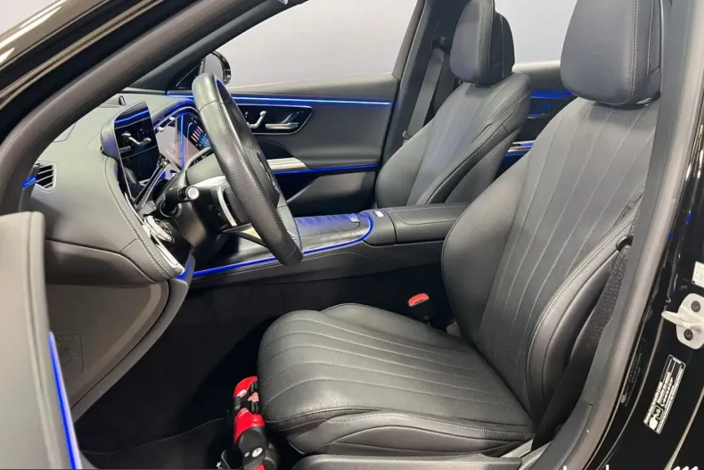 Mercedes-Benz E 450 (Clasa E) din 2023 cu 18.654 km - oferta MER211235 - foto 14
